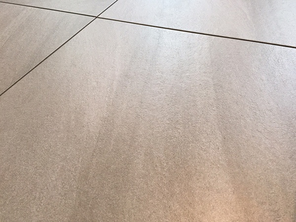 Grå glaserede klinke